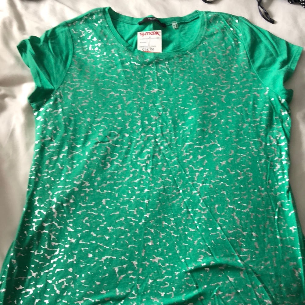 Silver and green tee